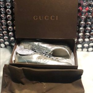 *Flash sale* Authentic Gucci sneakers